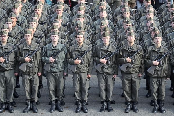 奥地利延长兵役：欧洲安全觉醒的缩影与困境