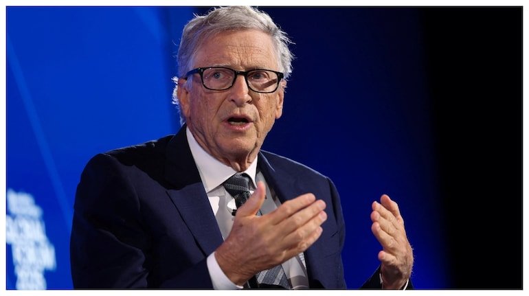 比尔·盖茨的AI预言：终极变革与生物恐怖主义阴影下的未来