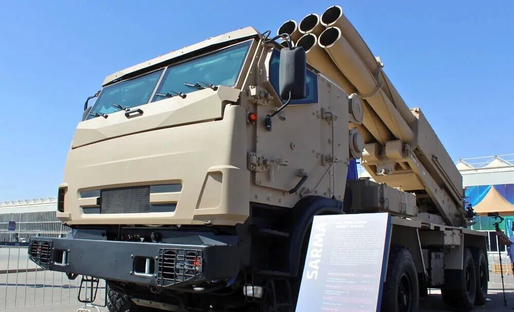 俄罗斯“萨尔玛”火箭炮系统亮相沙特防务展 设计酷似“海玛斯”
