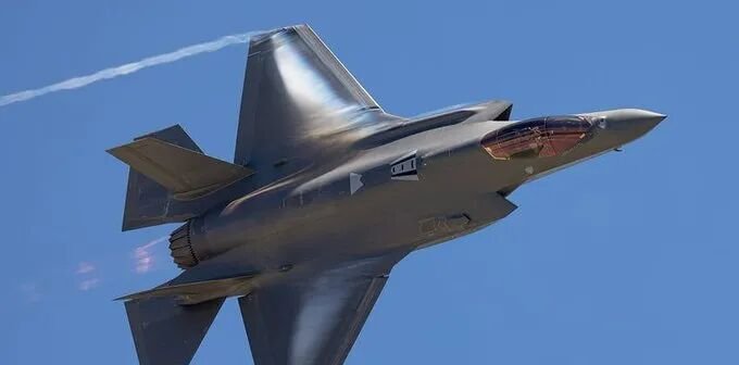 今日重磅！美军1架F-35A被伊朗防空导弹击中！5代隐身机首次战损，伊朗如何做到？